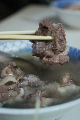 [食記] 會不會吃太好的早餐-台南大菜市無名羊肉湯